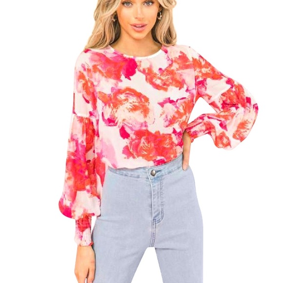 Flying Tomato Tops - Flying Tomato • Floral Smocked Top